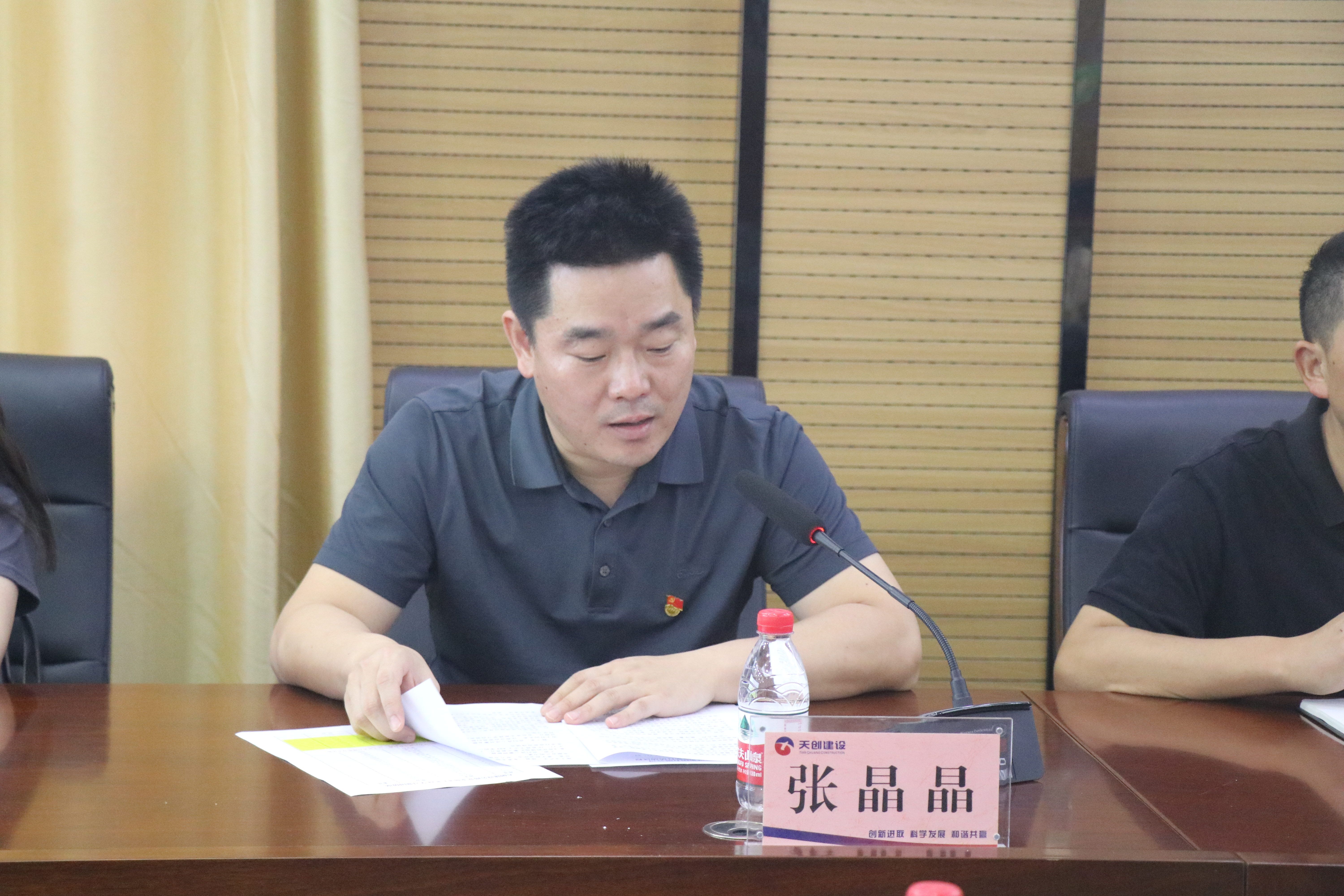 午夜无码伦费影视在线观看果冻