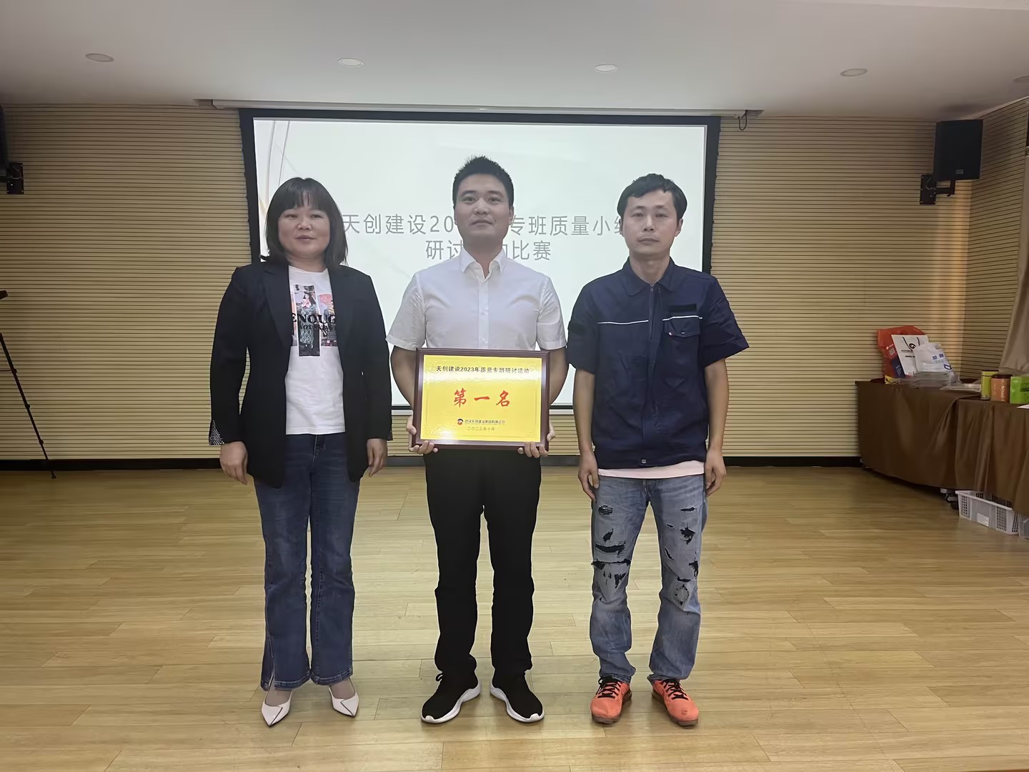 午夜无码伦费影视在线观看果冻