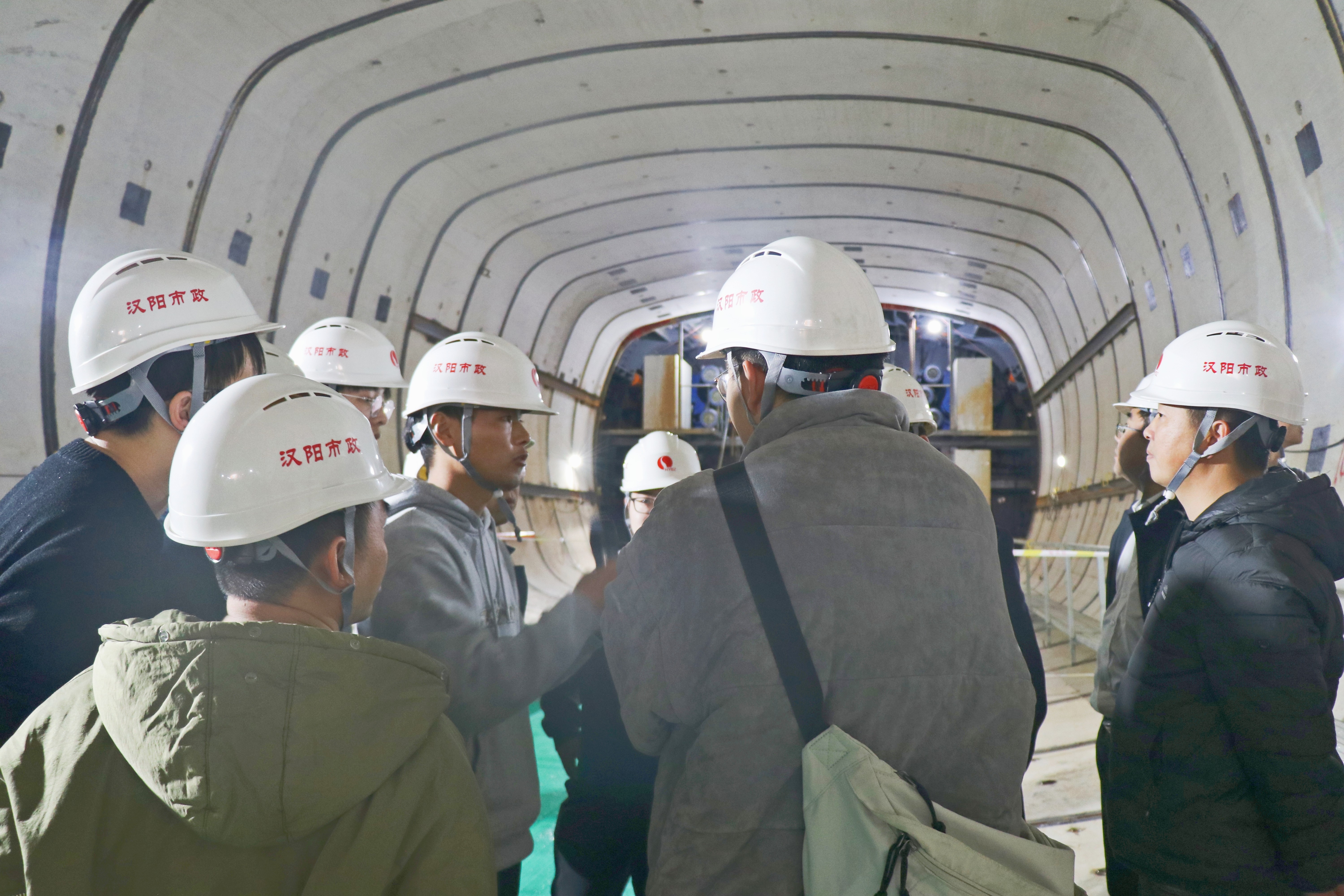 午夜无码伦费影视在线观看果冻