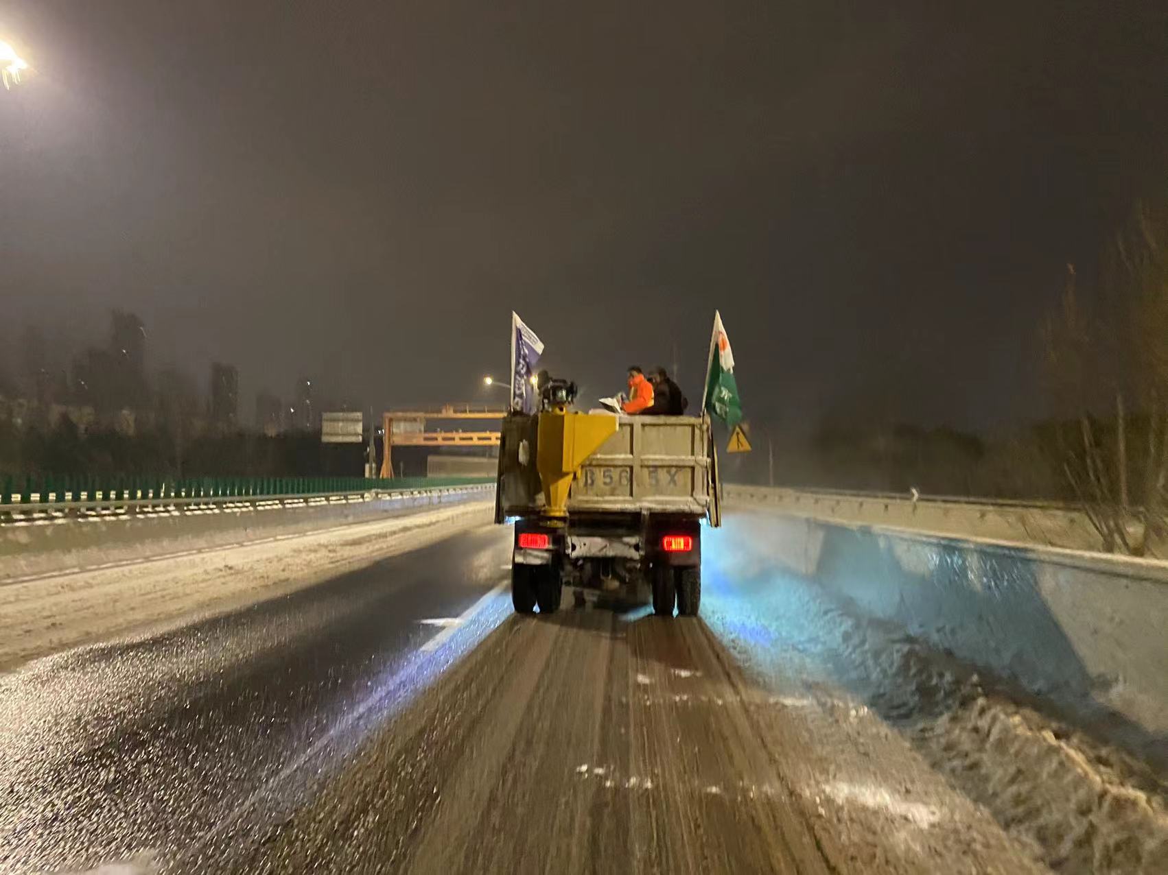 午夜无码伦费影视在线观看果冻