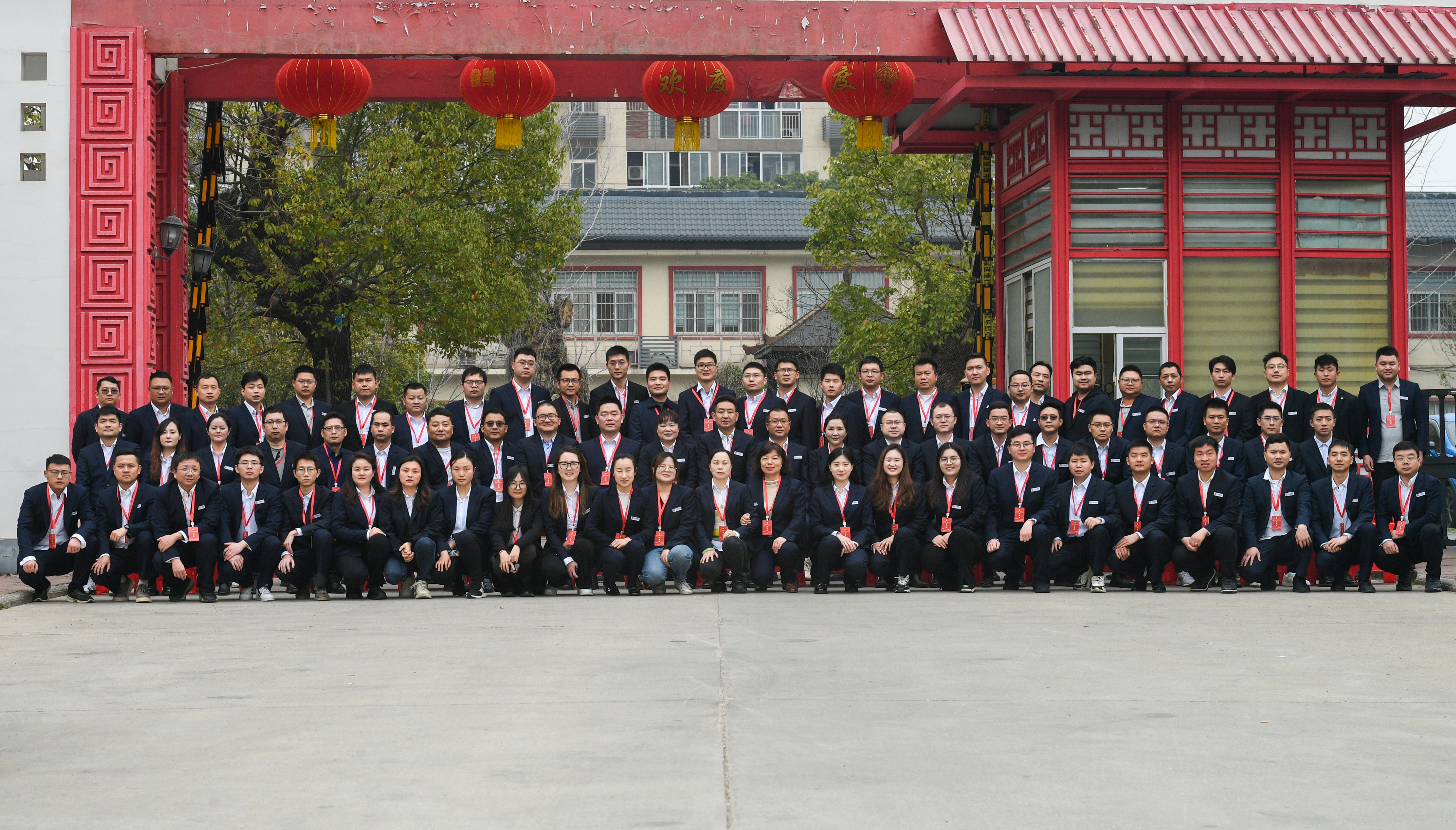 午夜无码伦费影视在线观看果冻