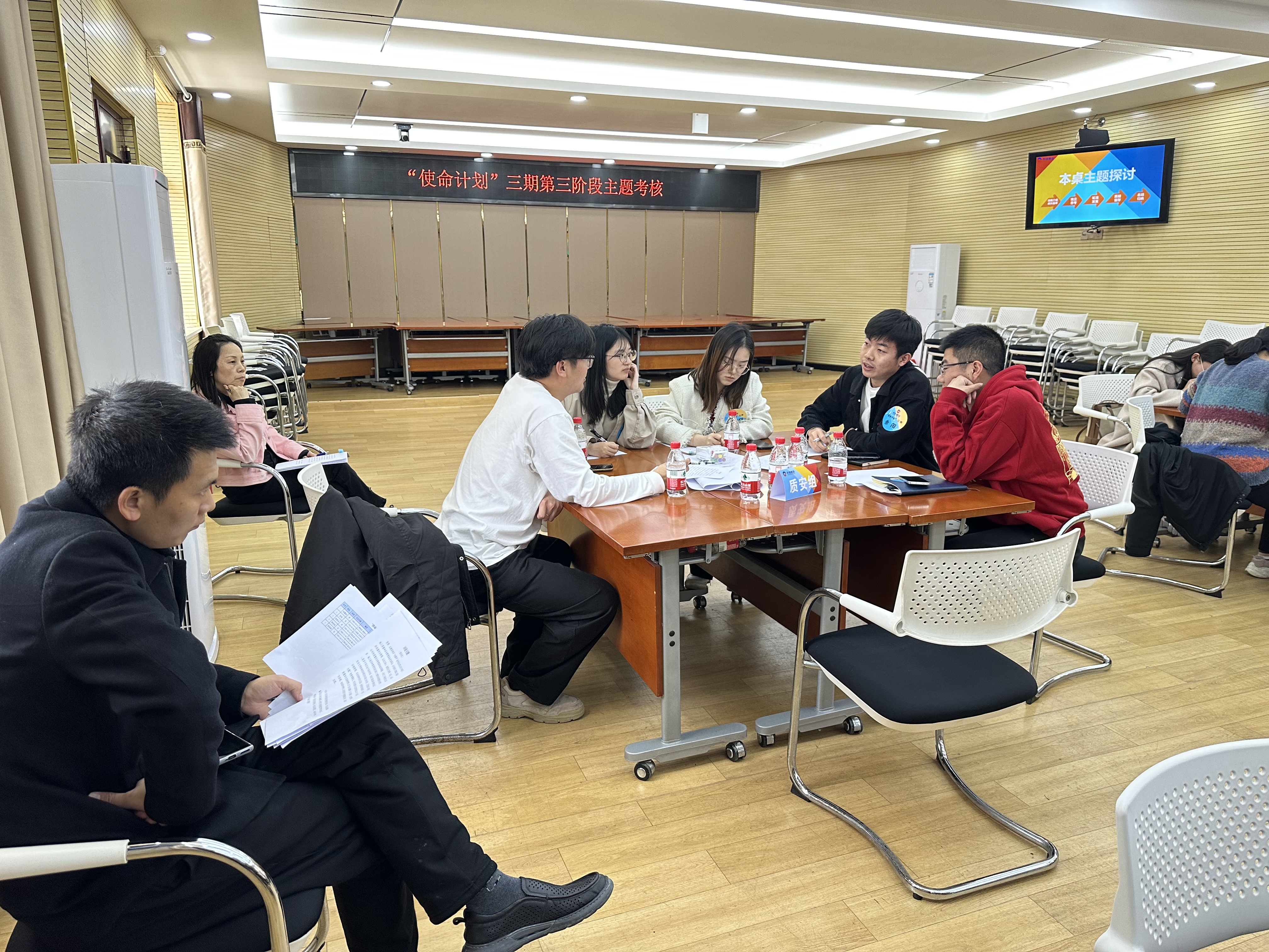 午夜无码伦费影视在线观看果冻