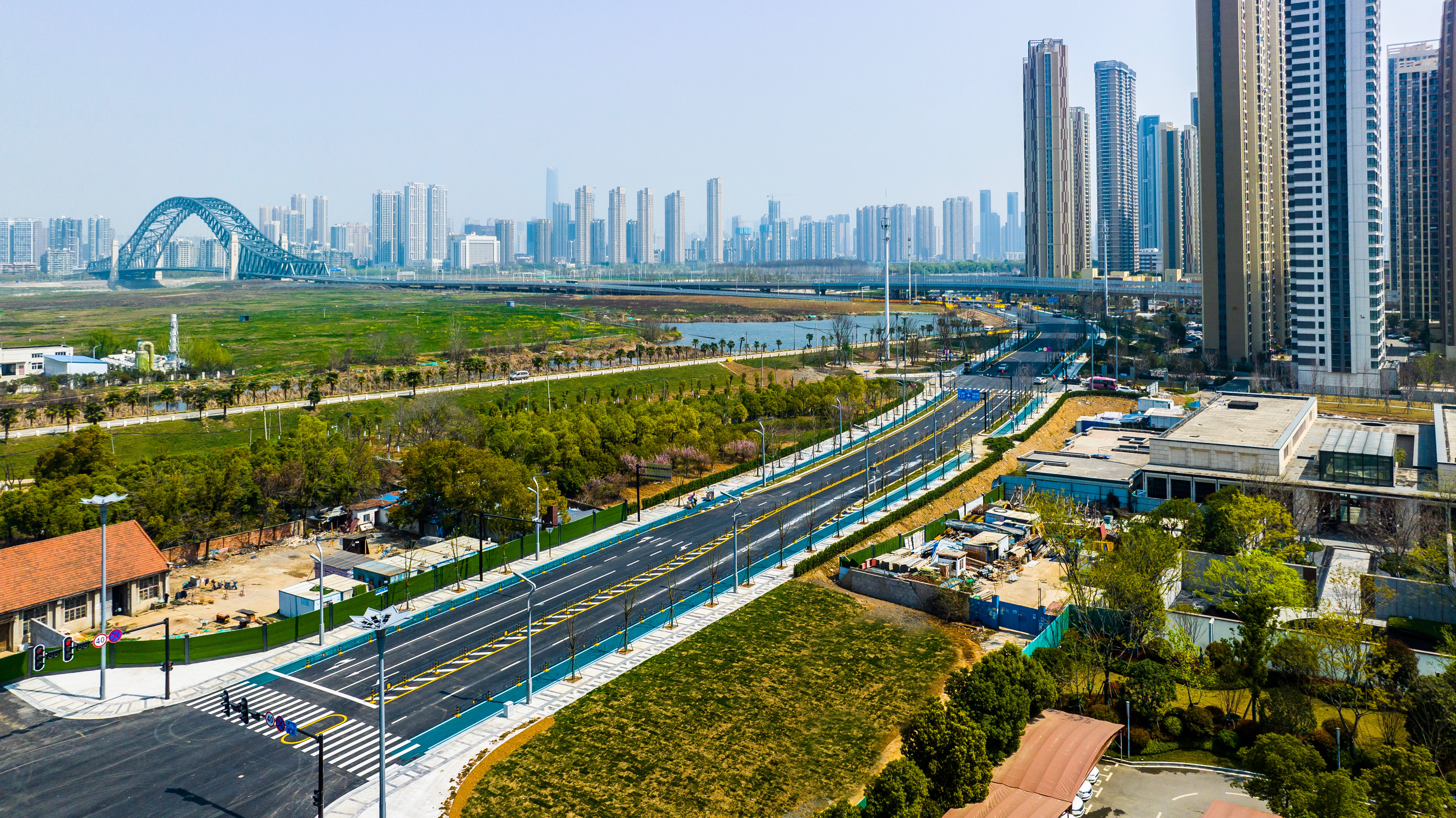 午夜无码伦费影视在线观看果冻