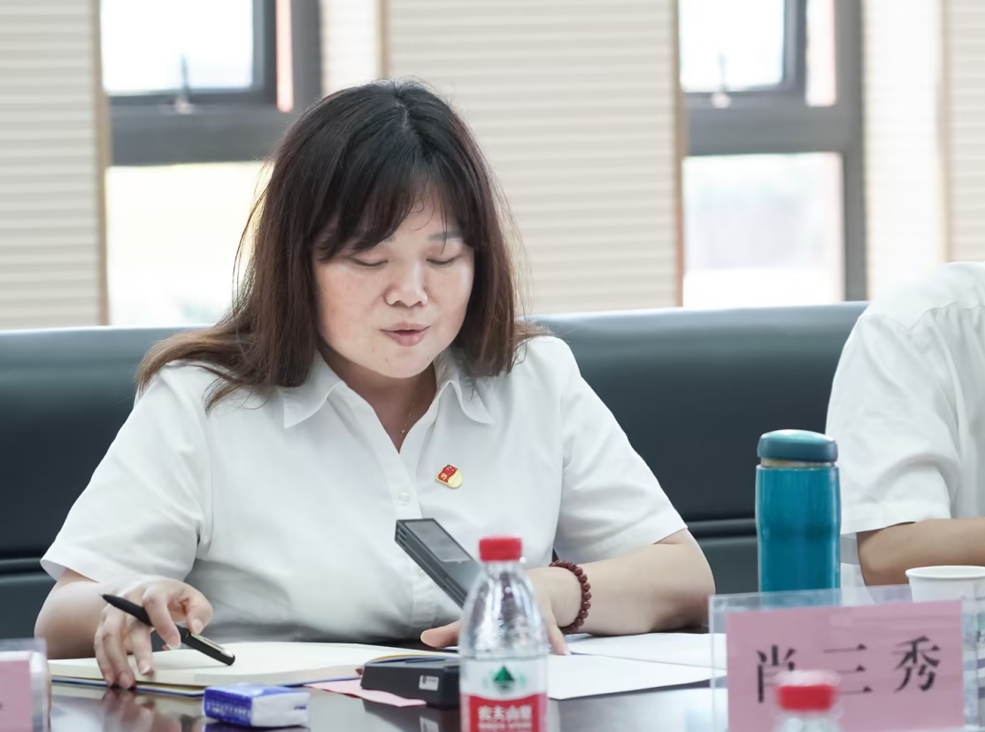 午夜无码伦费影视在线观看果冻