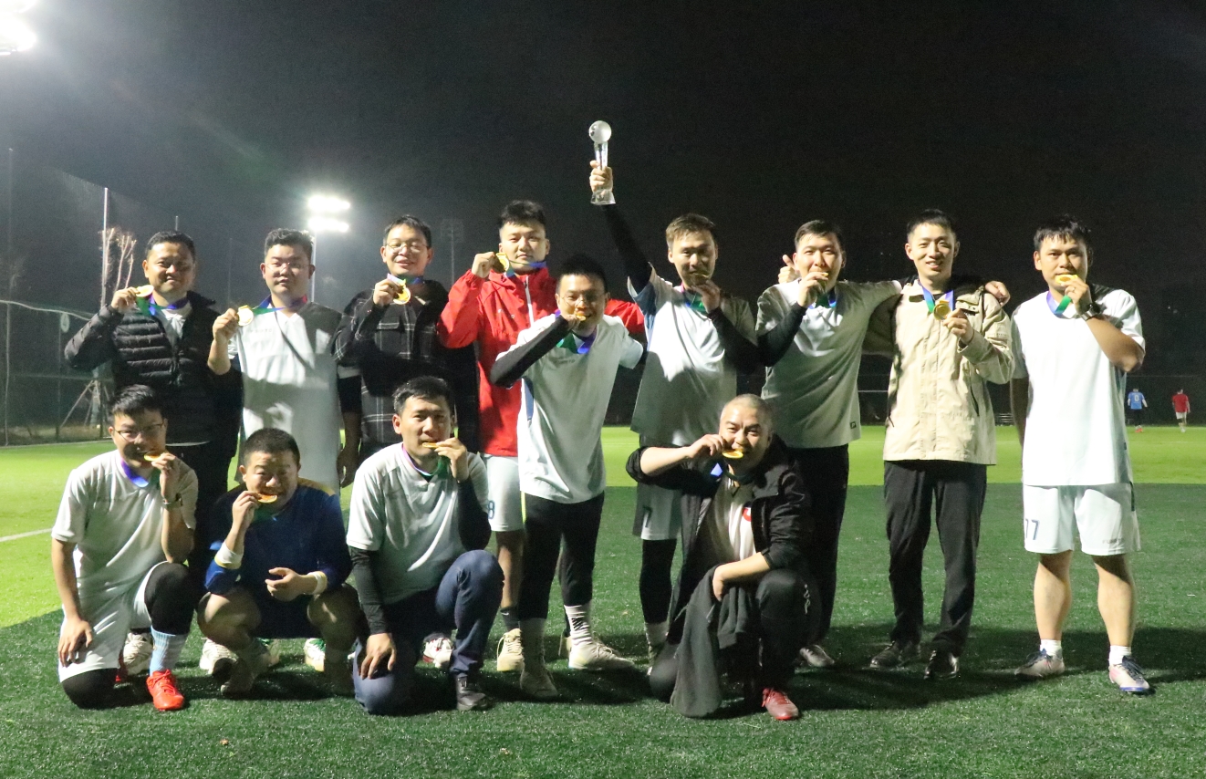 午夜无码伦费影视在线观看果冻