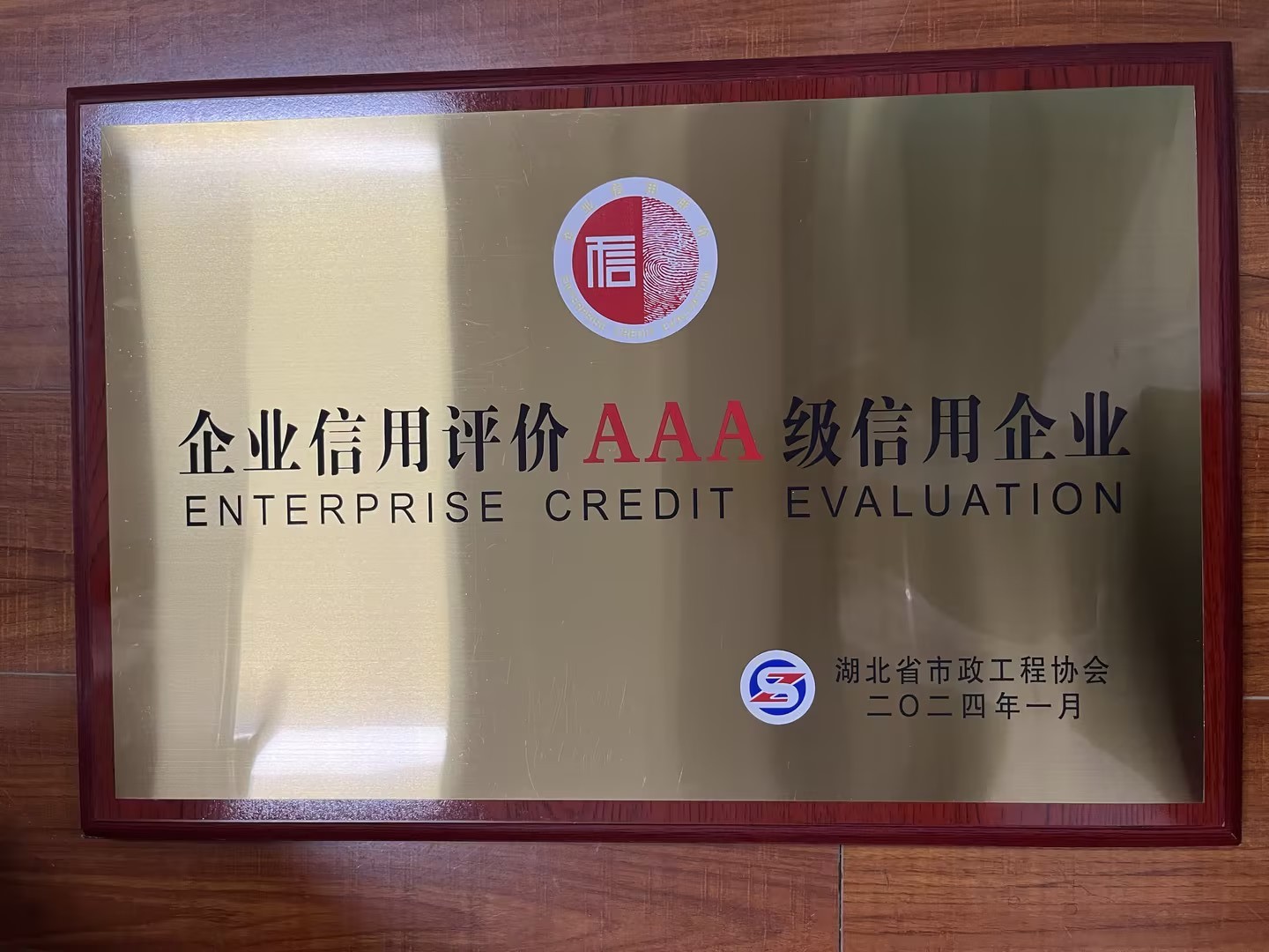 午夜无码伦费影视在线观看果冻