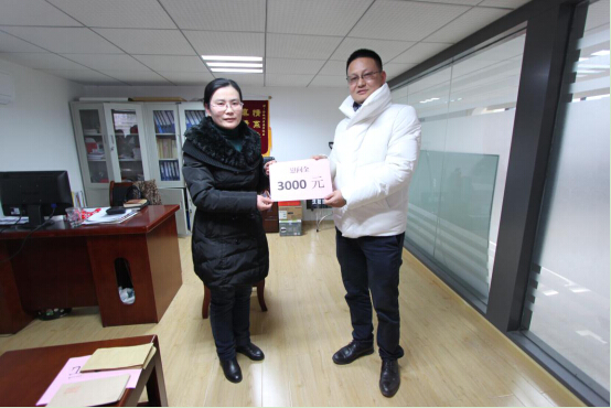 午夜无码伦费影视在线观看果冻