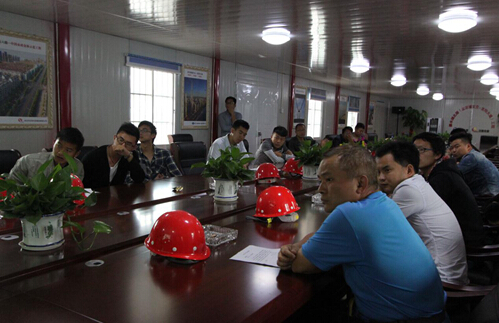 午夜无码伦费影视在线观看果冻