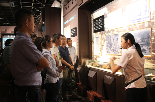 午夜无码伦费影视在线观看果冻