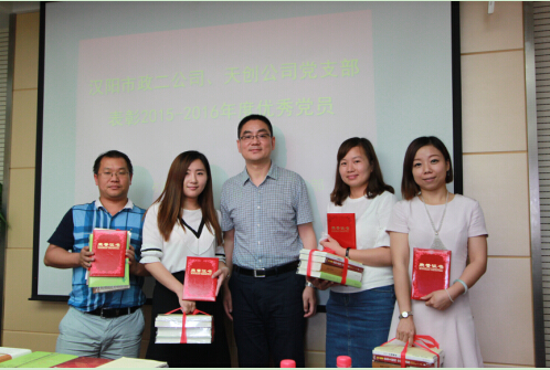 午夜无码伦费影视在线观看果冻