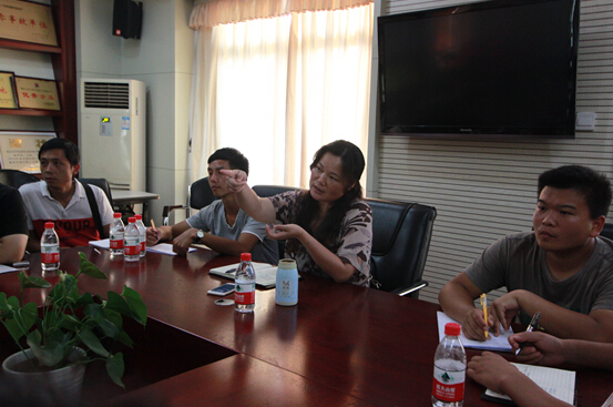 午夜无码伦费影视在线观看果冻