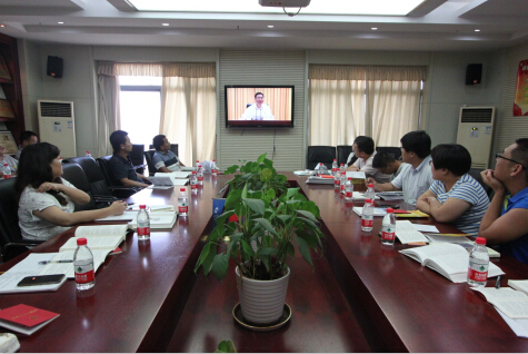 午夜无码伦费影视在线观看果冻