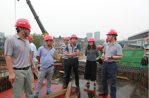 午夜无码伦费影视在线观看果冻