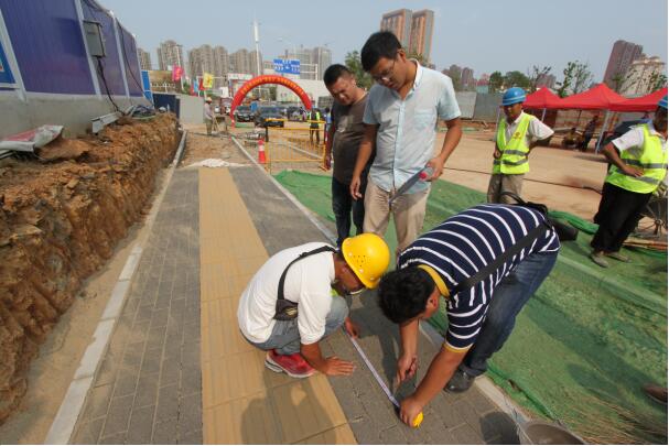 午夜无码伦费影视在线观看果冻