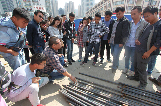 午夜无码伦费影视在线观看果冻