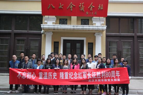 午夜无码伦费影视在线观看果冻