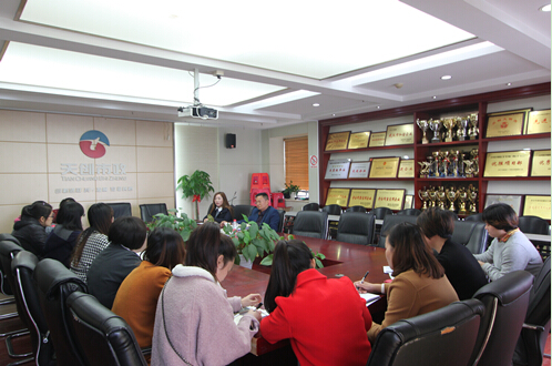 午夜无码伦费影视在线观看果冻