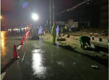 午夜无码伦费影视在线观看果冻