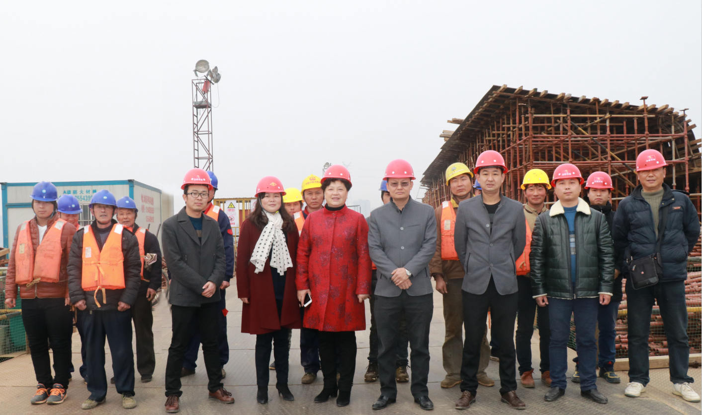 午夜无码伦费影视在线观看果冻