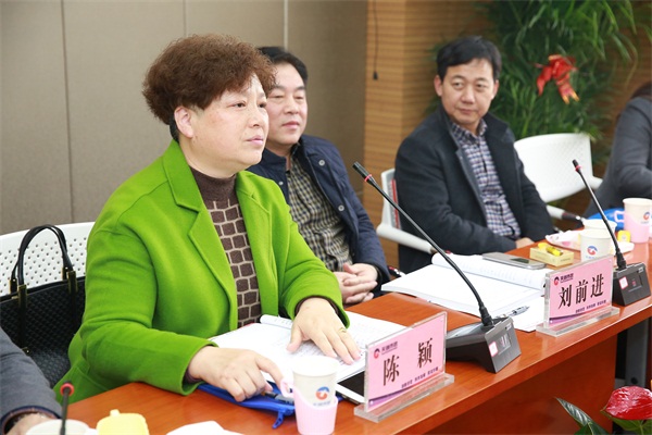 午夜无码伦费影视在线观看果冻