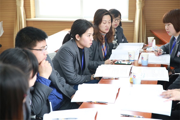 午夜无码伦费影视在线观看果冻