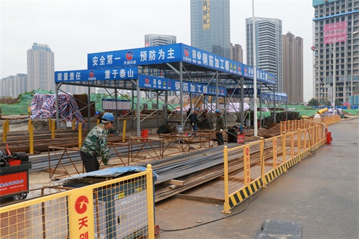 午夜无码伦费影视在线观看果冻