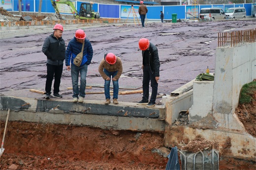 午夜无码伦费影视在线观看果冻