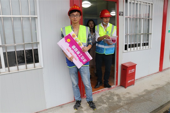 午夜无码伦费影视在线观看果冻