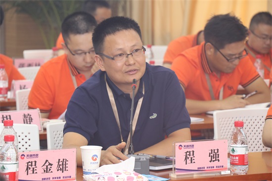 午夜无码伦费影视在线观看果冻