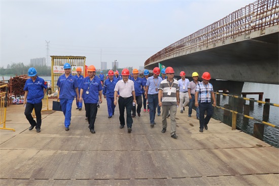 午夜无码伦费影视在线观看果冻