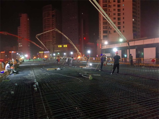 午夜无码伦费影视在线观看果冻