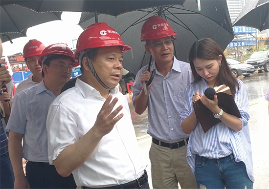 午夜无码伦费影视在线观看果冻