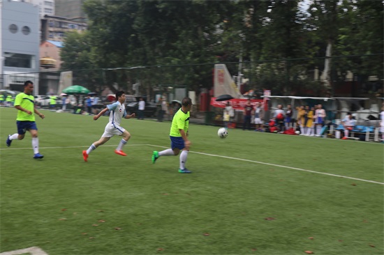 午夜无码伦费影视在线观看果冻