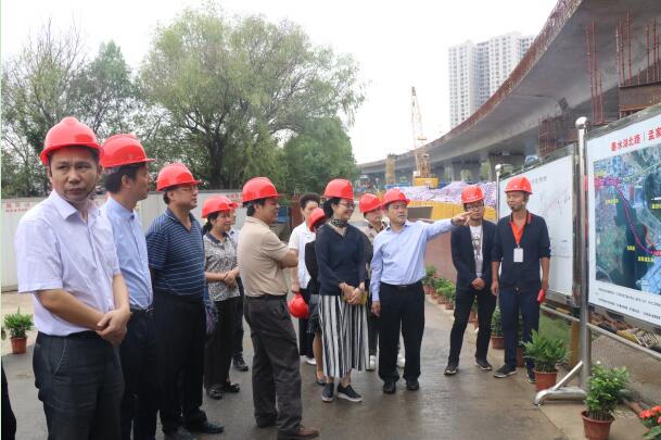 午夜无码伦费影视在线观看果冻