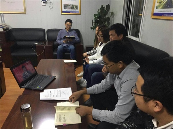 午夜无码伦费影视在线观看果冻