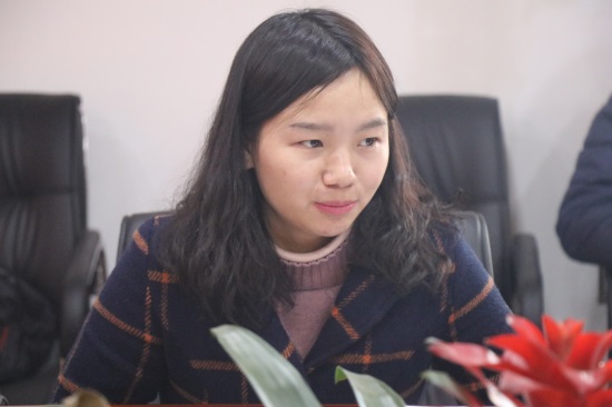 午夜无码伦费影视在线观看果冻