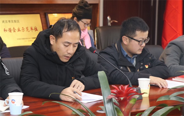 午夜无码伦费影视在线观看果冻