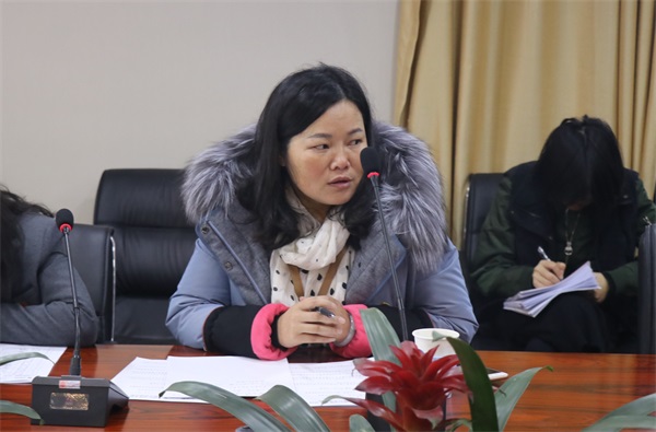 午夜无码伦费影视在线观看果冻