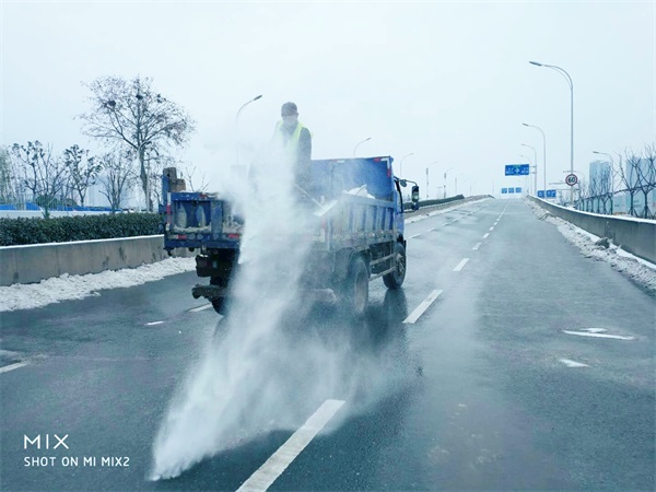 午夜无码伦费影视在线观看果冻