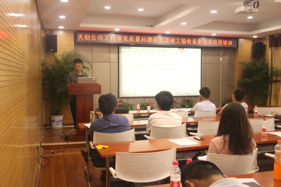 午夜无码伦费影视在线观看果冻