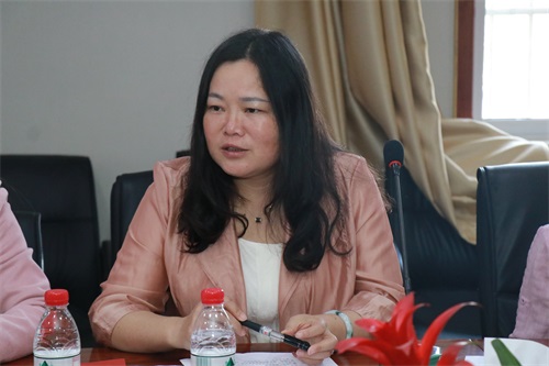 午夜无码伦费影视在线观看果冻