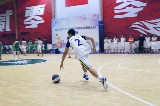 午夜无码伦费影视在线观看果冻