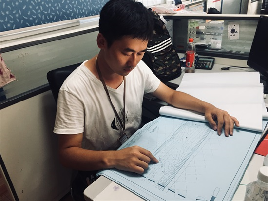 午夜无码伦费影视在线观看果冻