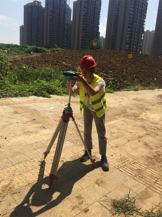 午夜无码伦费影视在线观看果冻