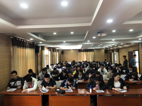 午夜无码伦费影视在线观看果冻