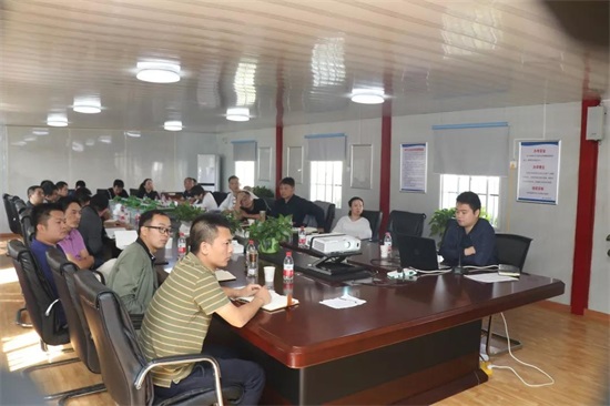 午夜无码伦费影视在线观看果冻