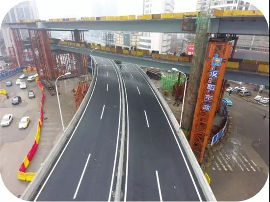 午夜无码伦费影视在线观看果冻