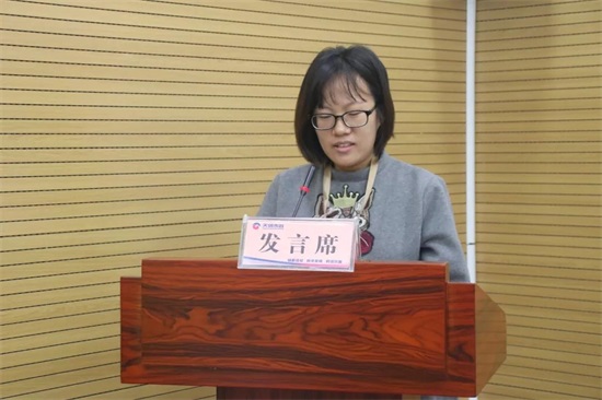 午夜无码伦费影视在线观看果冻