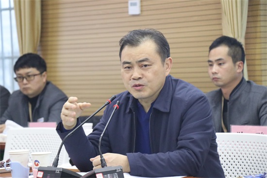 午夜无码伦费影视在线观看果冻