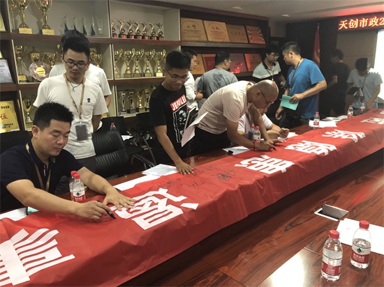 午夜无码伦费影视在线观看果冻